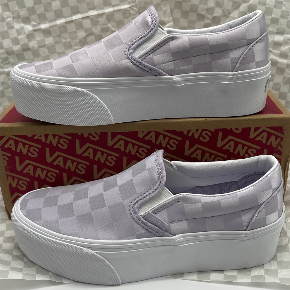 Vans Platform Sneakers Classic Slip-On Stackform
Satin Checkerboard Lilac